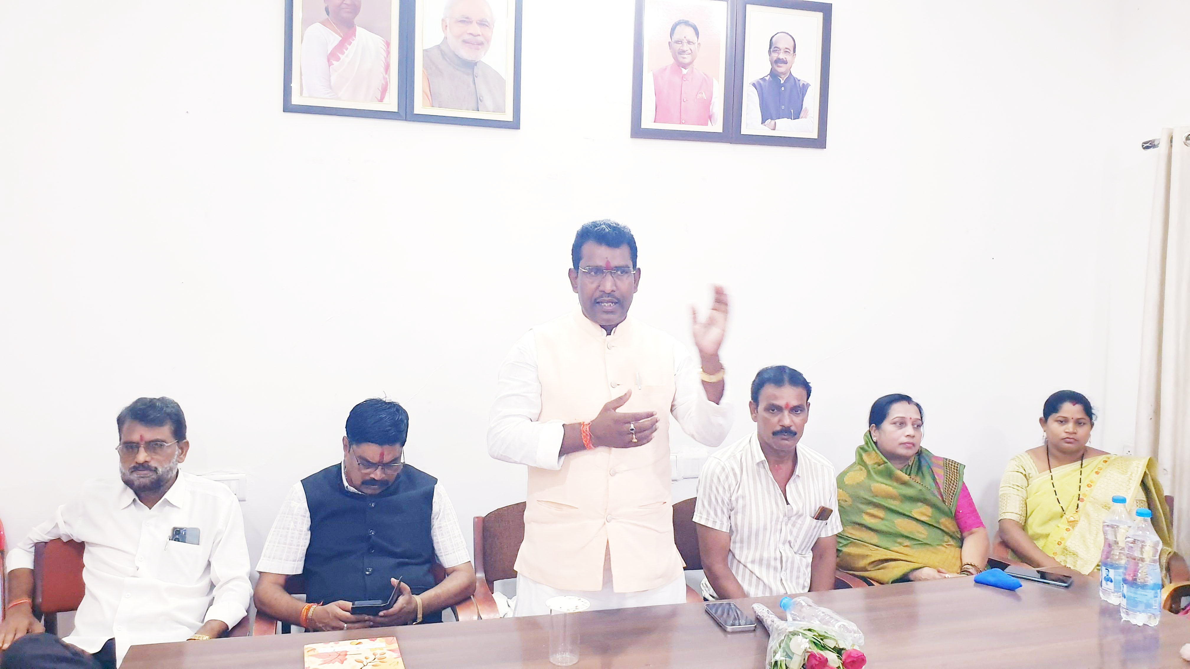 हर घर तिरंगा अभियान, भाजपा मंडल राजिम की बैठक हर घर तिरंगा अभियान, भाजपा मंडल राजिम की बैठक