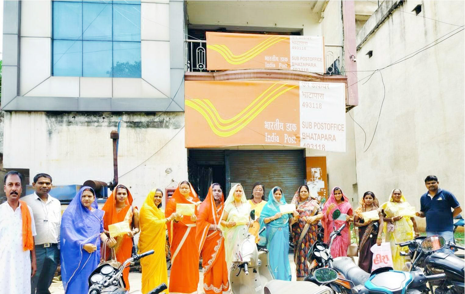 महिला प्रकोष्ठ ने सैनिकों  के लिए भेजा रक्षासूत्र 