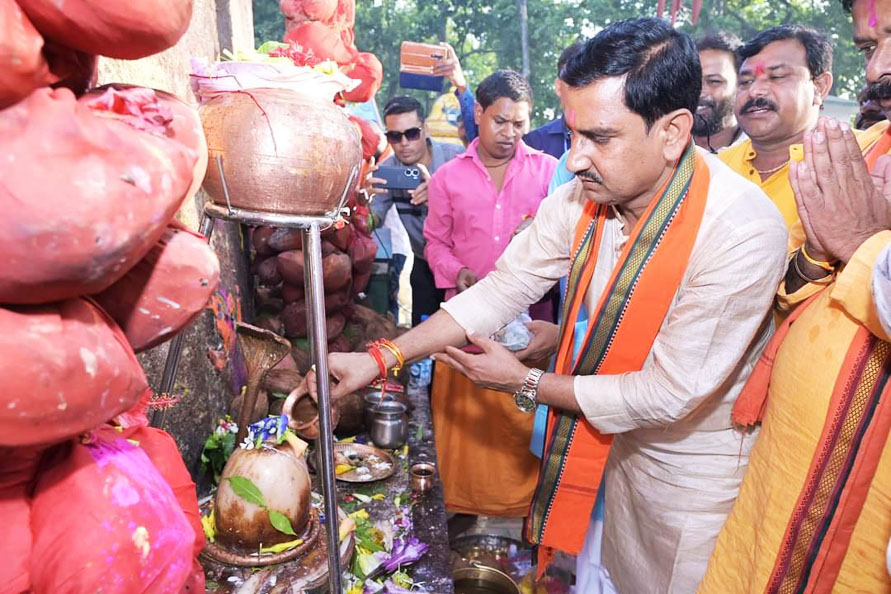 शिवलिंग भूतेश्वरनाथ हम सबके आस्था, विश्वास का प्रतीक-तोखन साहू शिवलिंग भूतेश्वरनाथ हम सबके आस्था, विश्वास का प्रतीक-तोखन साहू