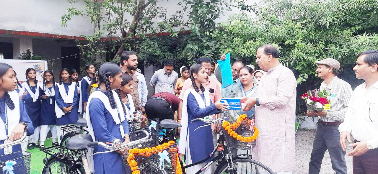 लडक़ा पढ़ेगा तो एक घर गढ़ेगा, लडक़ी पढ़ेगी तो दो घर गढ़ेगी-शिवरतन