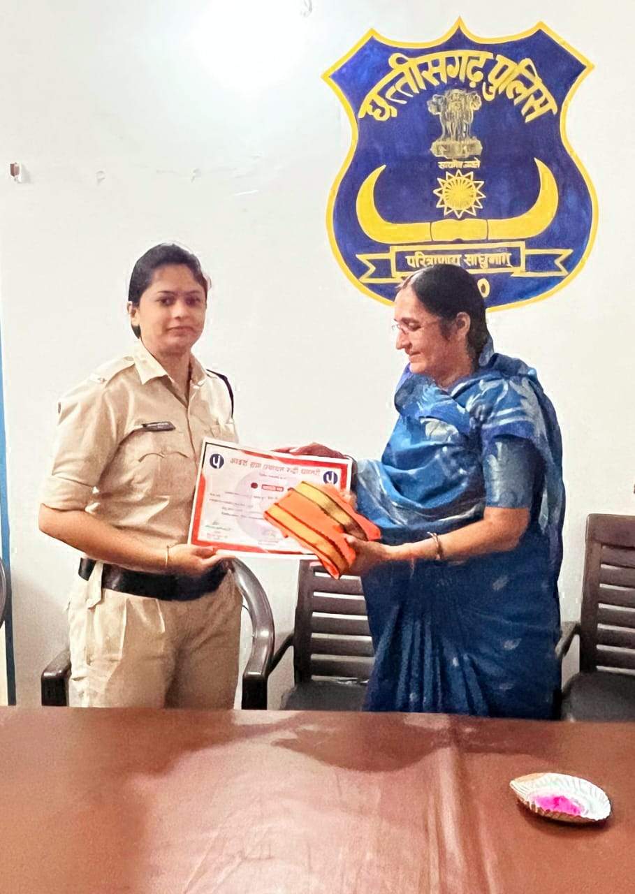 उत्कृष्ट कार्य के लिए  शबा मेमन सम्मानित 