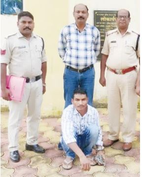 लंबे समय से फरार आरोपी गिरफ्तार