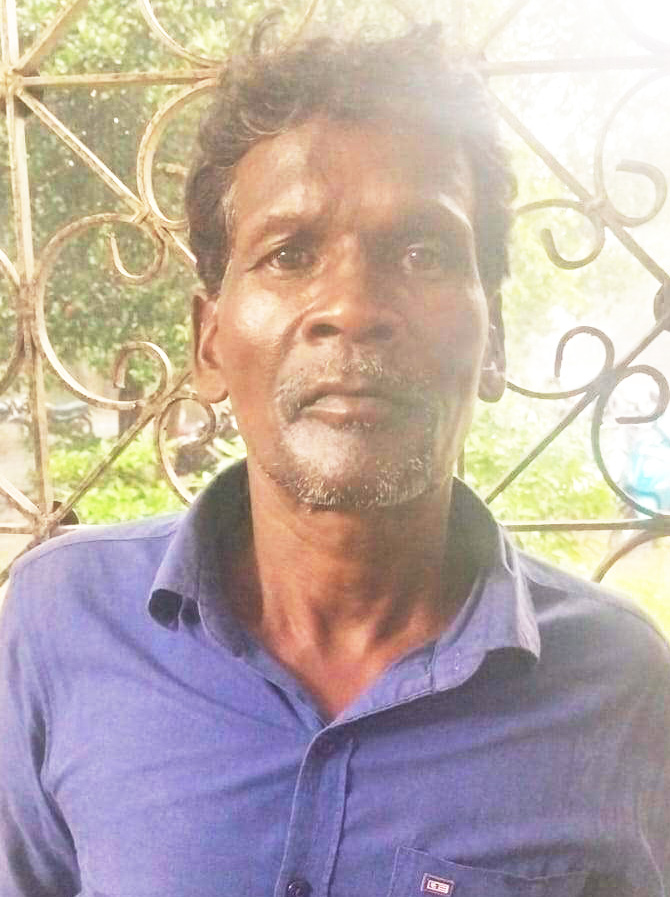 मोबाइल के विवाद पर सहकर्मी की हत्या, आरोपी गिरफ्तार मोबाइल के विवाद पर सहकर्मी की हत्या, आरोपी गिरफ्तार