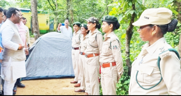 चिंगरापगार पहुंचे राजिम विधायक, कहा - पर्यटकों को सुरक्षा-सुविधा देने की जरूरत