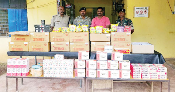 दुकानों और पान ठेलों में दबिश, 4 लाख के नशीली सामान जब्त