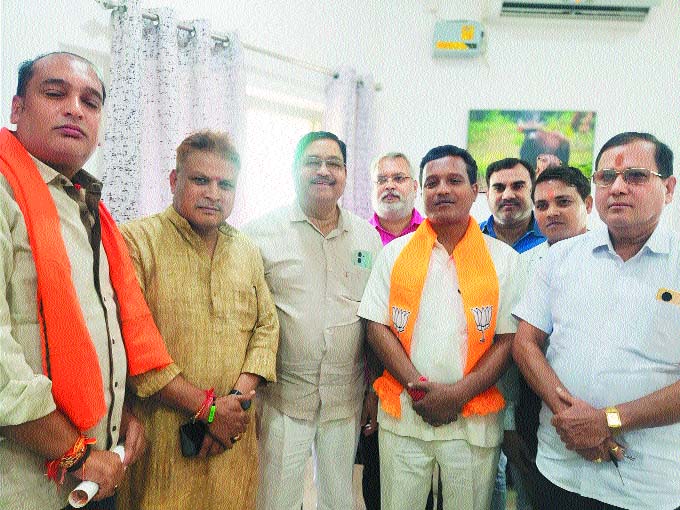 सदस्यता अभियान को लेकर सांसद का आगमन