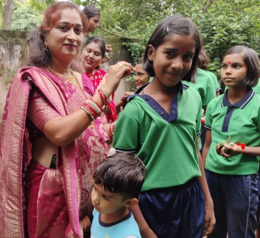 कस्तूरबा विद्यालय में हलषष्ठी धूमधाम से मना