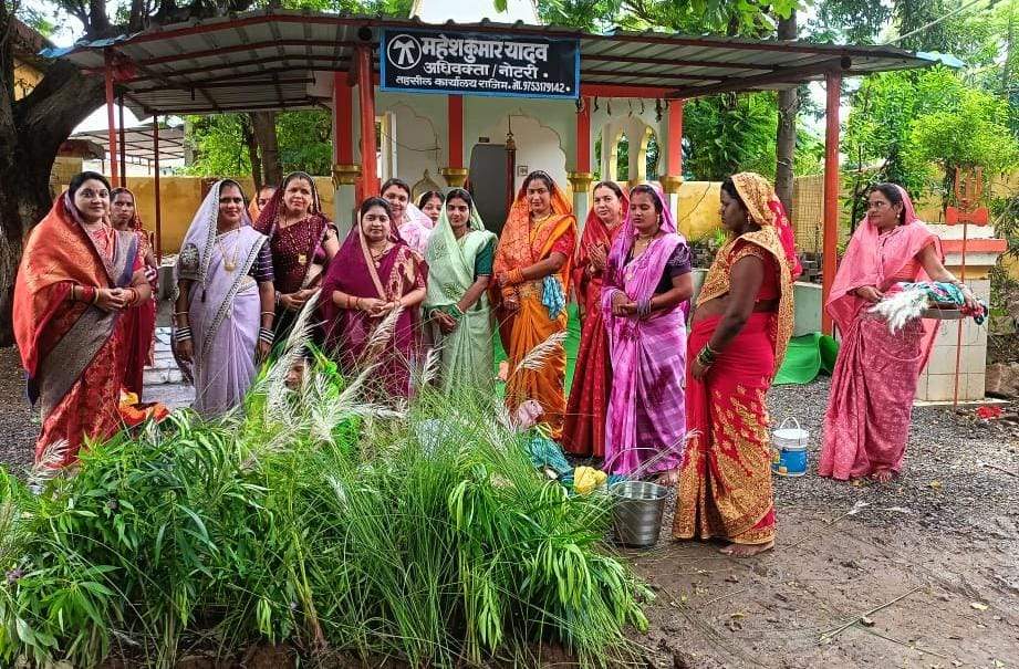 संतान की लंबी आयु के लिए रखा हलषष्ठी व्रत संतान की लंबी आयु के लिए रखा हलषष्ठी व्रत