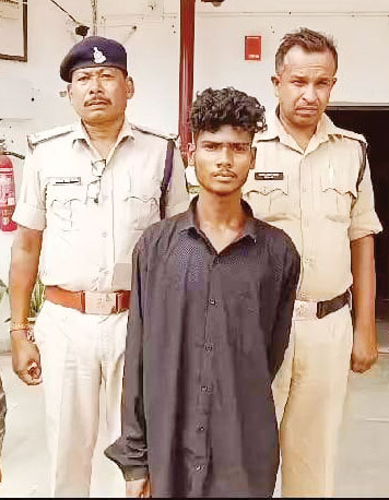 सूने घर में चोरी, नाबालिग समेत 2 पकड़ाए