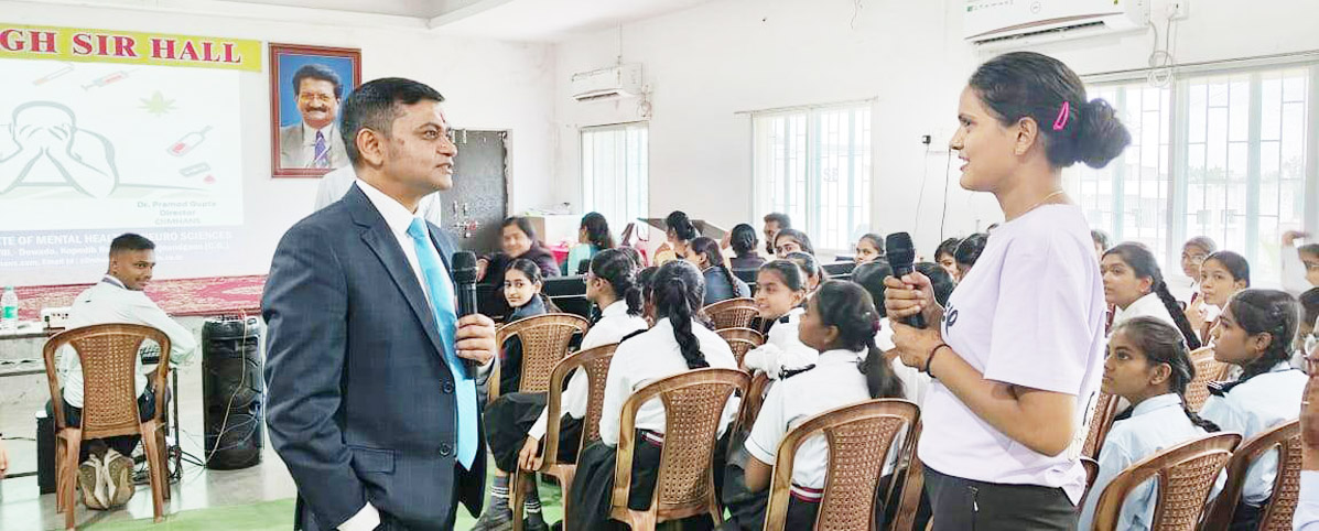 गुप्ता ने जेबी सिंह मेमोरियल स्कूल में वर्कशाप ली