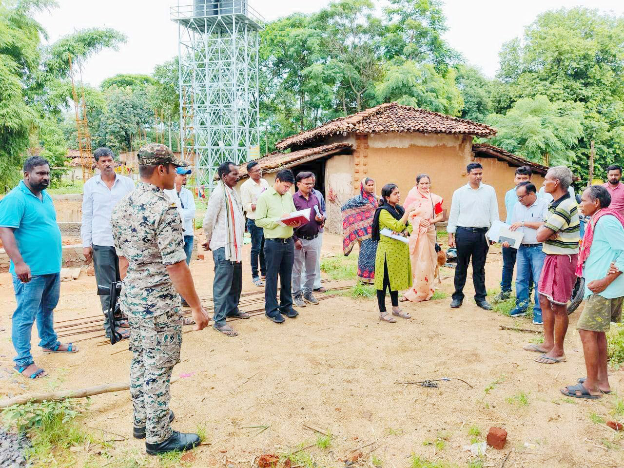 रेडी टू ईट पैकेट गुणवत्तापूर्ण नहीं, सुपरवाईजर को नोटिस