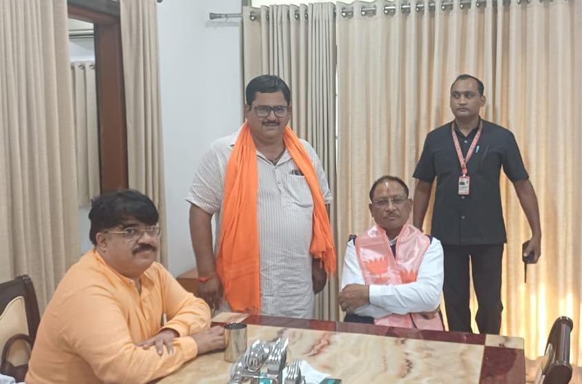 धमतरी के विकास के लिए मिले और 9 करोड़  पहले 12 करोड़ की मिली स्वीकृति