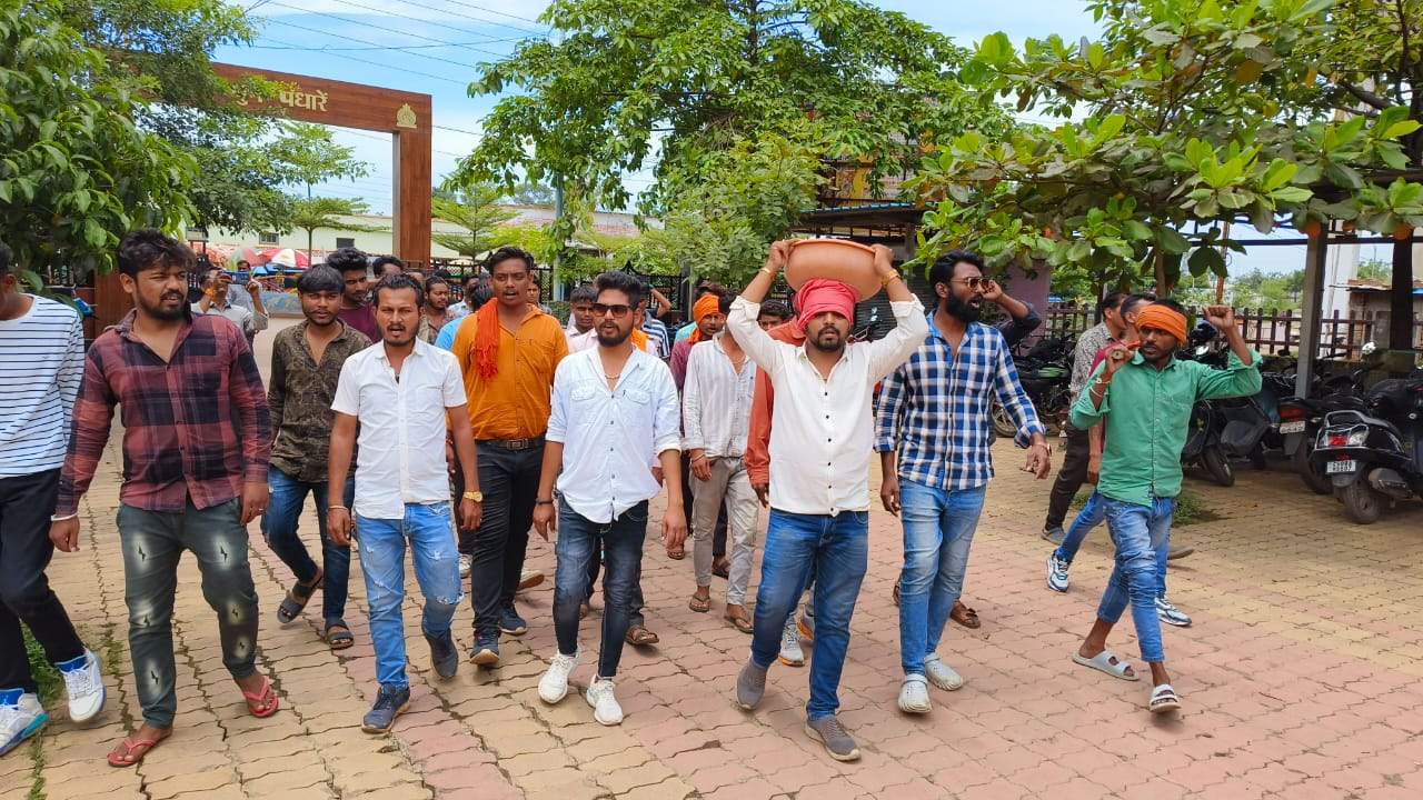 अवैध प्लाटिंग के खिलाफ  जांच कर करें कार्रवाई