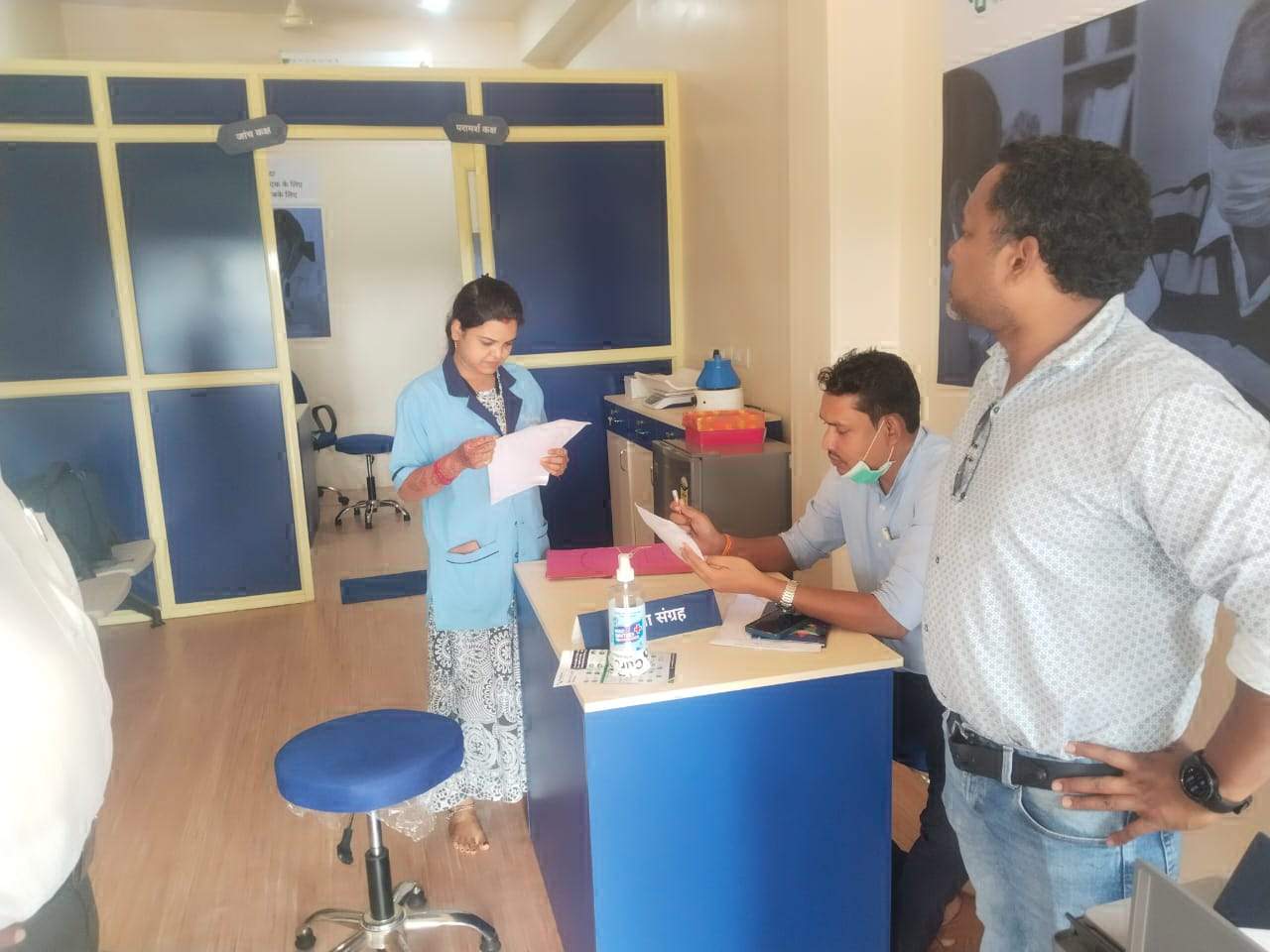 बिना अनुमति संचालित निजी चिकित्सा संस्थानों में दबिश, 12 को नोटिस