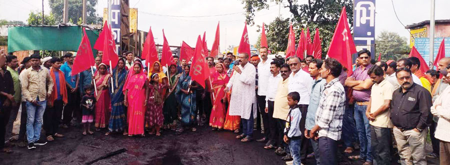 एसईसीएल प्रबंधन पर मजदूरों के शोषण का आरोप, एक दिवसीय हड़ताल