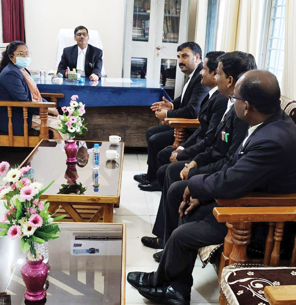 निगरानी व सलाह समिति की मासिक बैठक