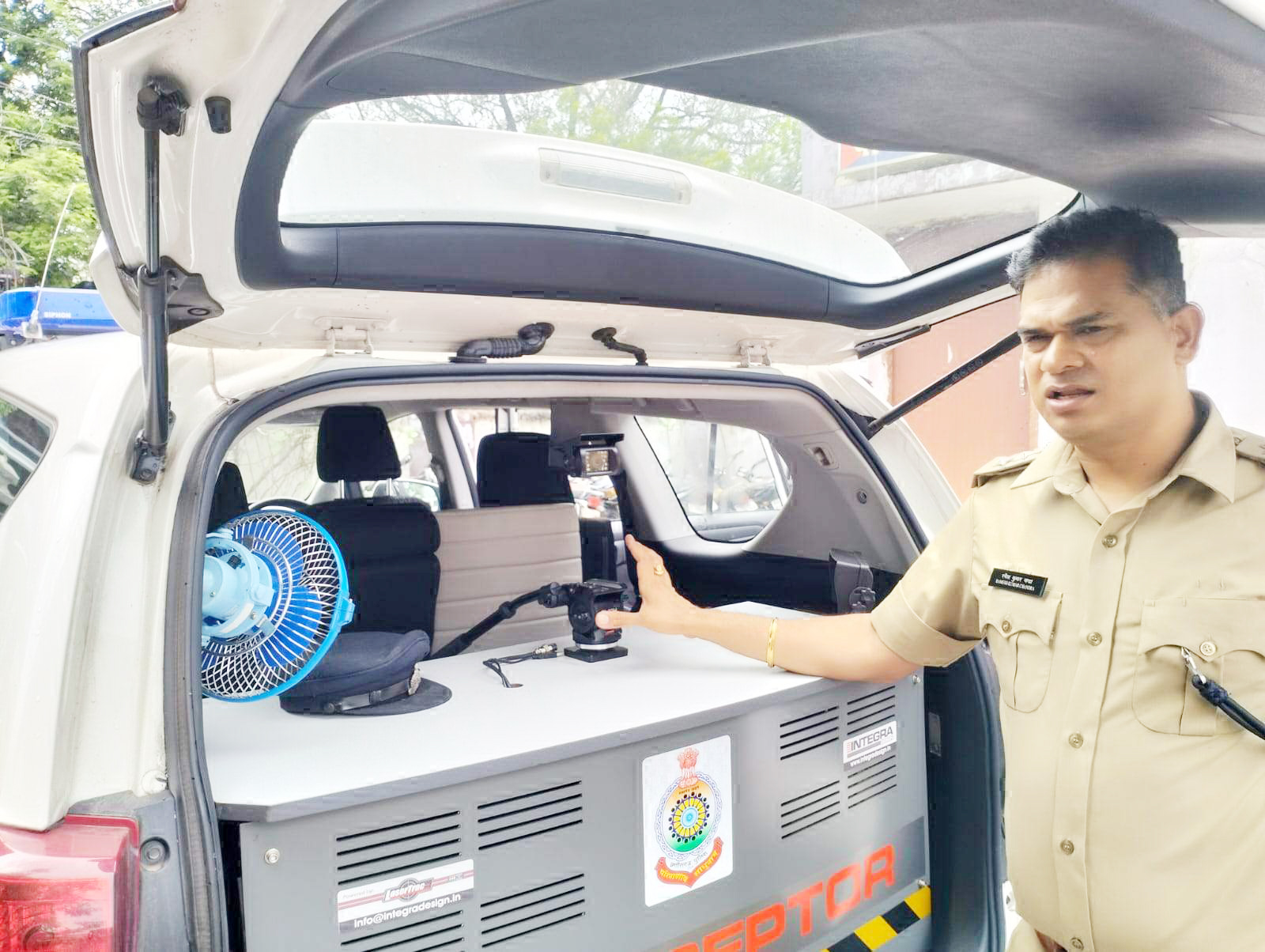 टै्रफिक विभाग के पास पहुंचा इंटरसेप्टर वाहन