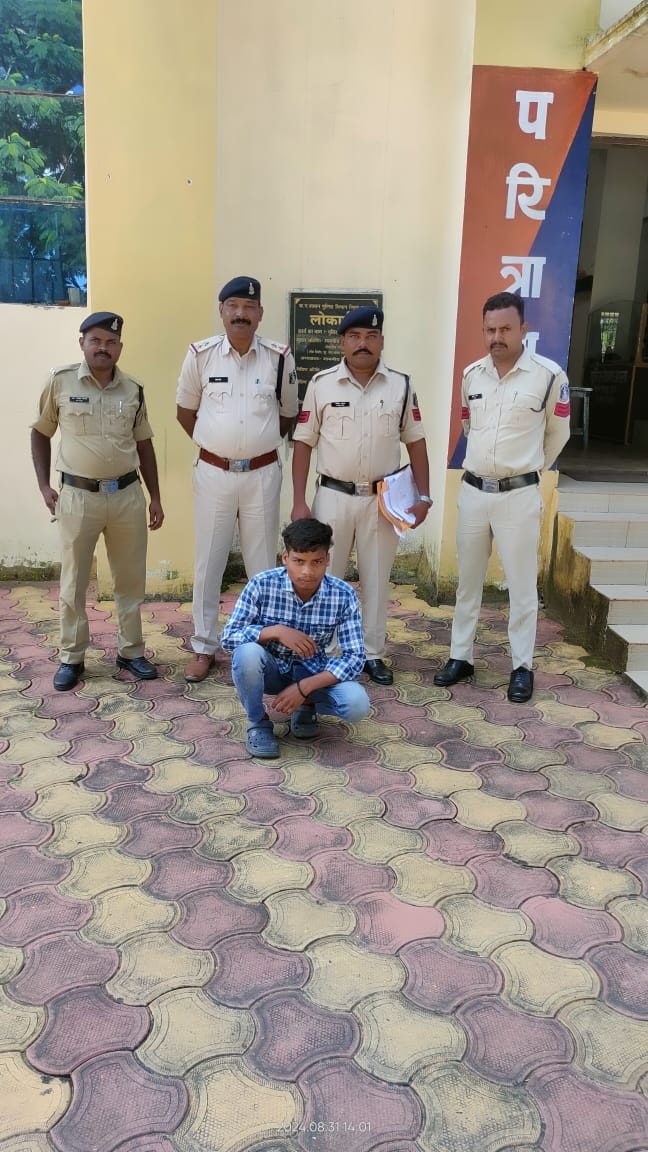 जमानत पर बाहर आए रेप के आरोपी ने की युवती के घर जाकर छेड़छाड़,  गिरफ्तार