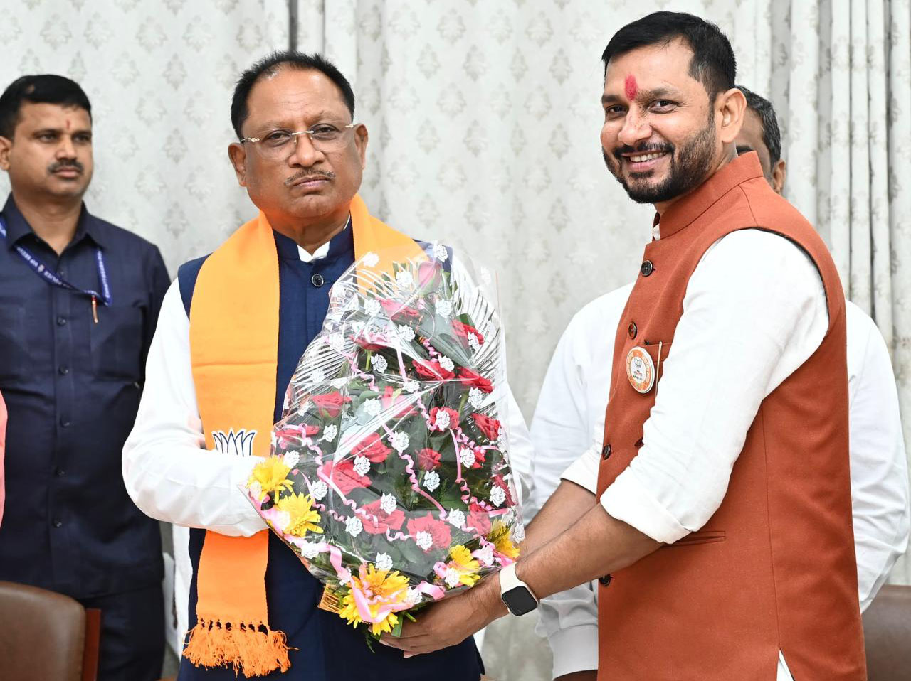 भाजपा आईटी सेल की सीएम कार्यालय में बैठक भाजपा आईटी सेल की सीएम कार्यालय में बैठक