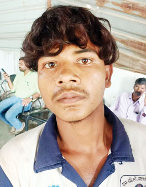 दोपहिया चोरी, नाबालिग समेत 2 गिरफ्तार