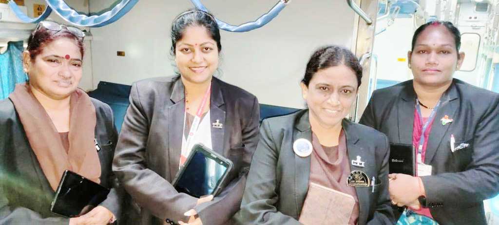 बिलासपुर-कोरबा एक्सप्रेस में टिकट चेकिंग की पूरी कमान महिलाओं को