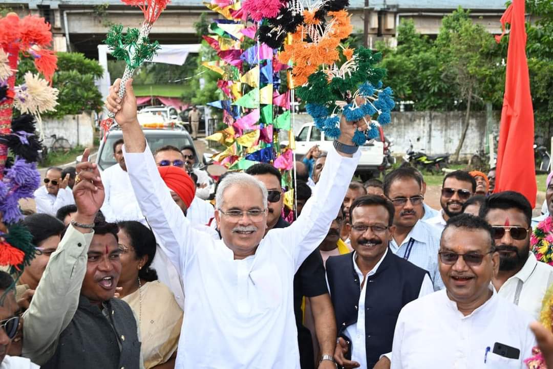 कृष्ण जन्माष्टमी महोत्सव में रमन-भूपेश ने शिक्षा-सामाजिक एकता पर दिया जोर