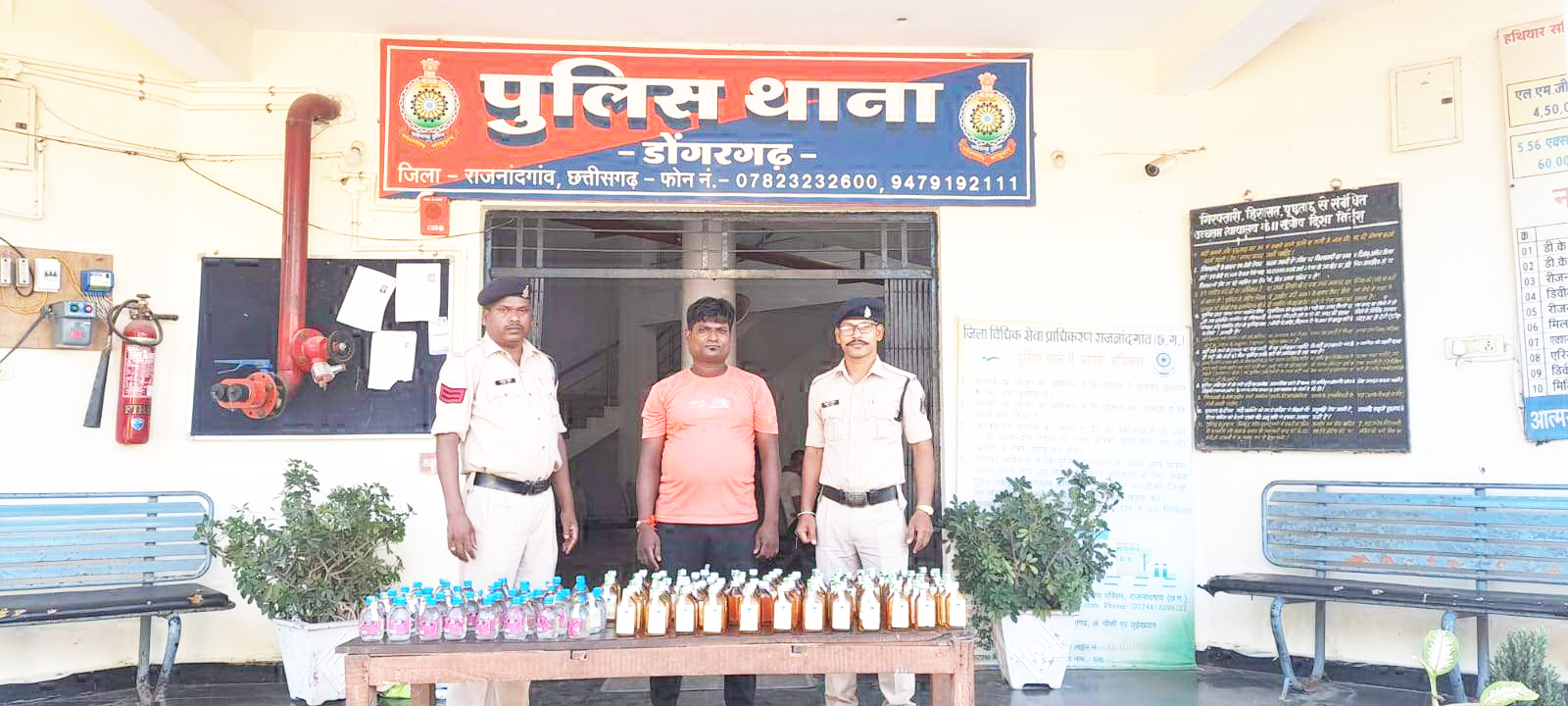 शराब संग आरोपी पकड़ाया