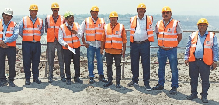 कोयला उत्पादन में भटगांव क्षेत्र ने रचा इतिहास कोयला उत्पादन में भटगांव क्षेत्र ने रचा इतिहास