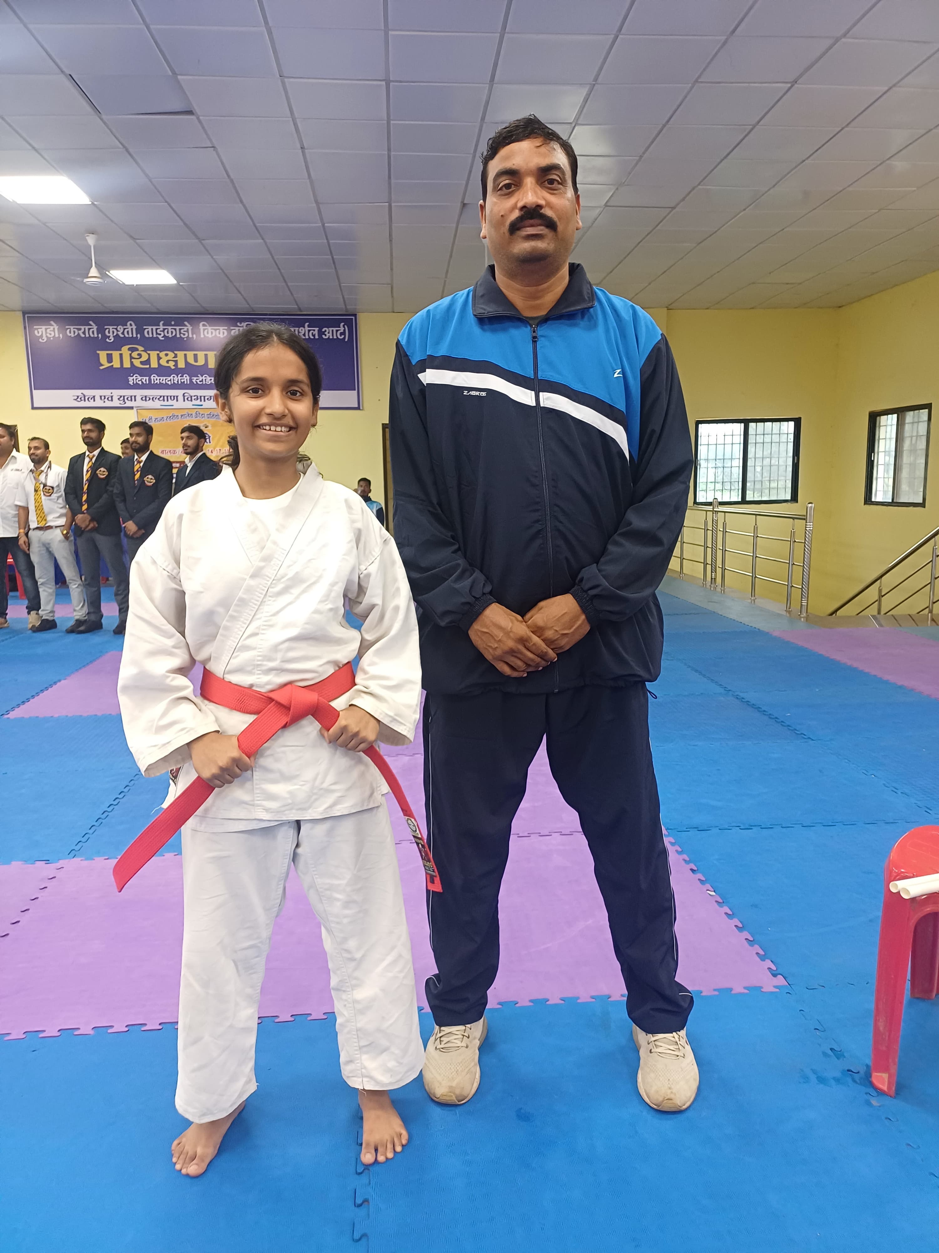 उपासना ने राज्य स्तर कराते स्पर्धा में जीता स्वर्ण उपासना ने राज्य स्तर कराते स्पर्धा में जीता स्वर्ण