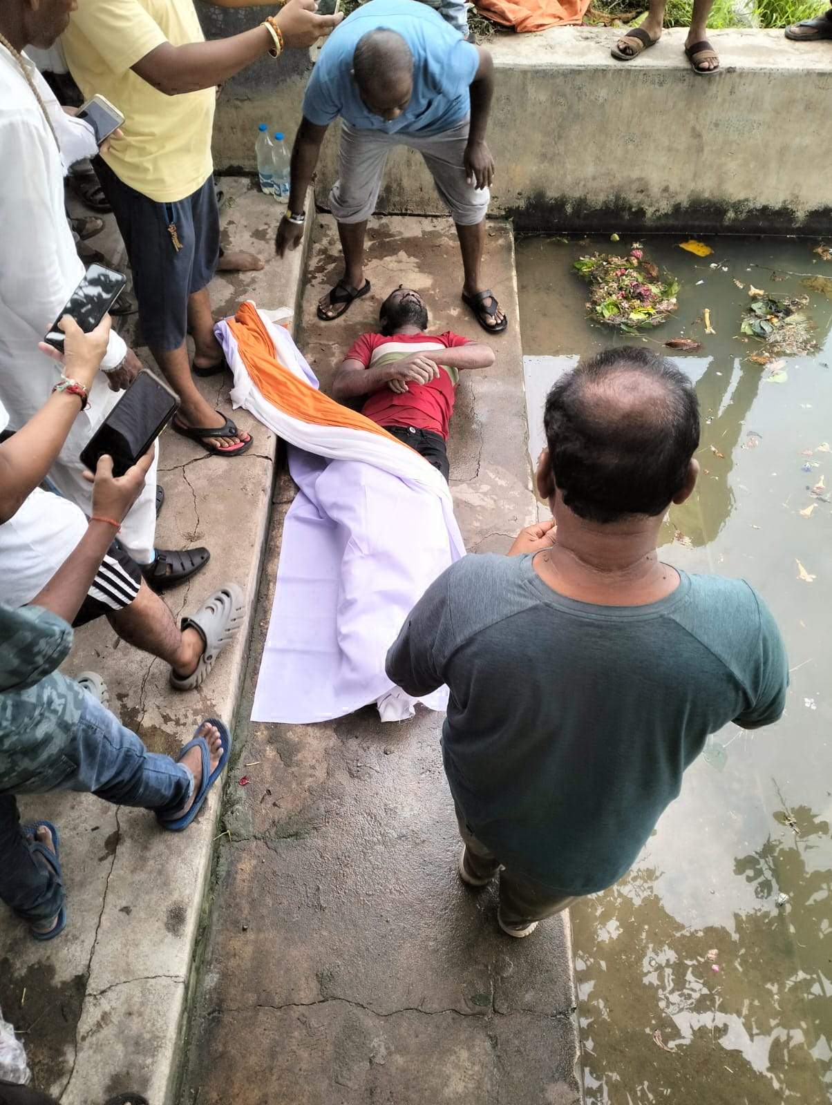 गणेश विसर्जन : युवक की तालाब में डूबने से मौत गणेश विसर्जन : युवक की तालाब में डूबने से मौत