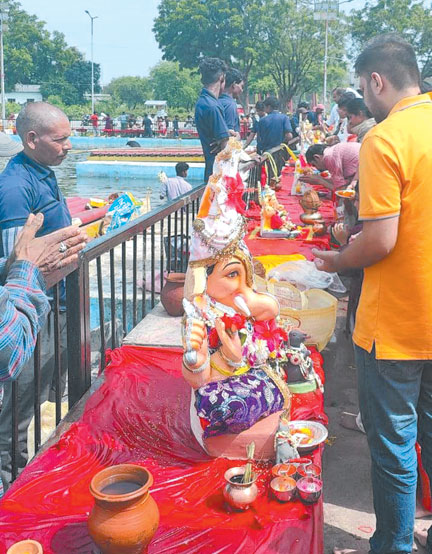 अनंत चतुर्दशी दोपहर तक 2714 छोटी, 287 बड़ी मूर्तियों का विसर्जन    