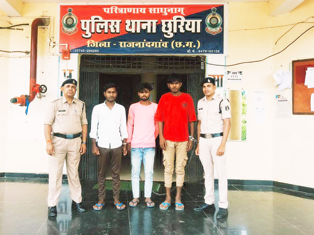 डांस स्पर्धा के दौरान प्राणघातक हमला, 3 आरोपी गिरफ्तार डांस स्पर्धा के दौरान प्राणघातक हमला, 3 आरोपी गिरफ्तार