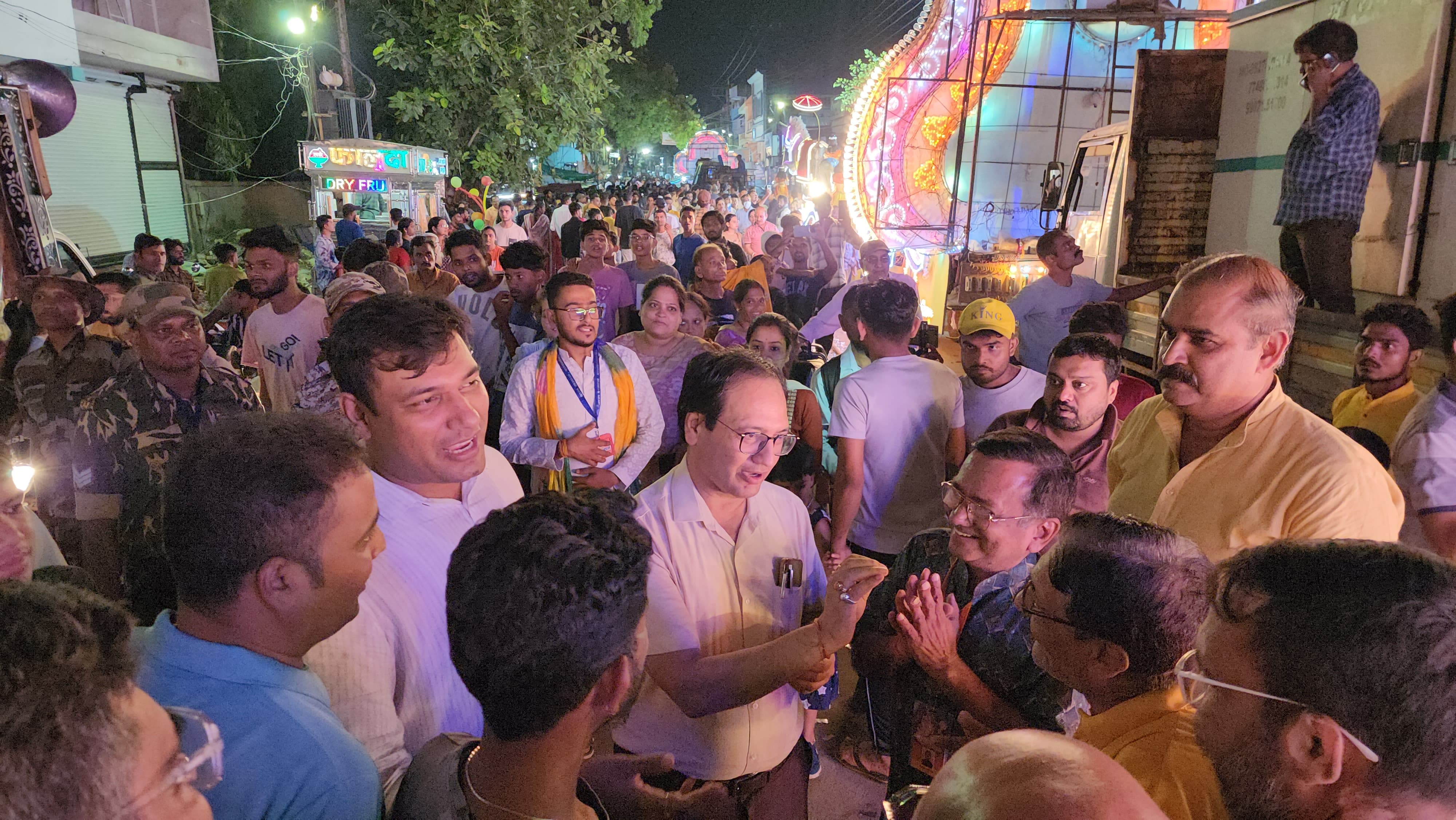 15 दिनों में पुलिस ने की 265 लोगों के खिलाफ कार्रवाई 15 दिनों में पुलिस ने की 265 लोगों के खिलाफ कार्रवाई