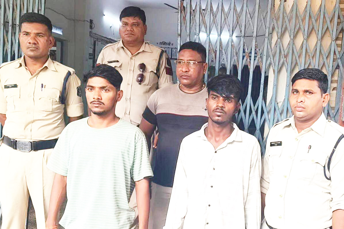 हत्या के लिए उकसाने वाले एक नाबालिग समेत 3 गिरफ्तार हत्या के लिए उकसाने वाले एक नाबालिग समेत 3 गिरफ्तार