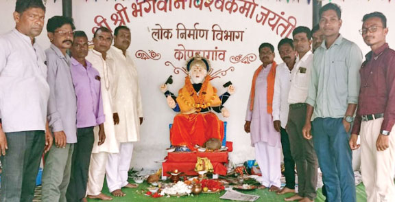 लोनिवि में भगवान गणेश व विश्वकर्मा की पूजा-अर्चना लोनिवि में भगवान गणेश व विश्वकर्मा की पूजा-अर्चना