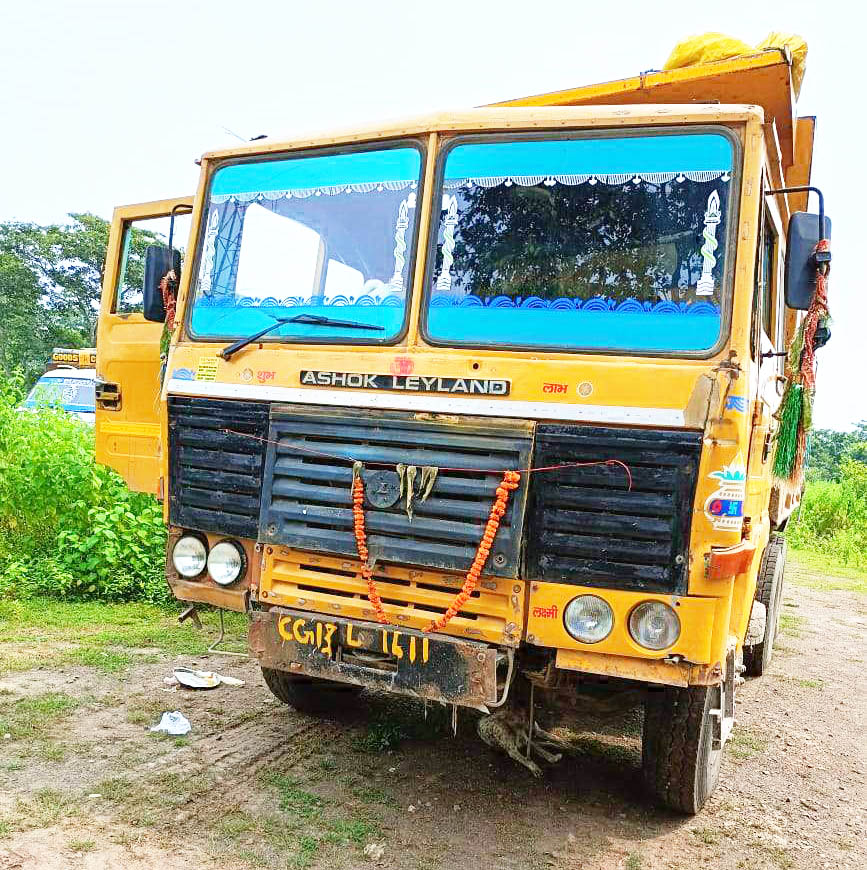 खनिज डोलोमाइट का अवैध परिवहन, हाईवा जब्त खनिज डोलोमाइट का अवैध परिवहन, हाईवा जब्त