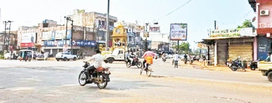 बेमेतरा में बंद का आंशिक असर बेमेतरा में बंद का आंशिक असर