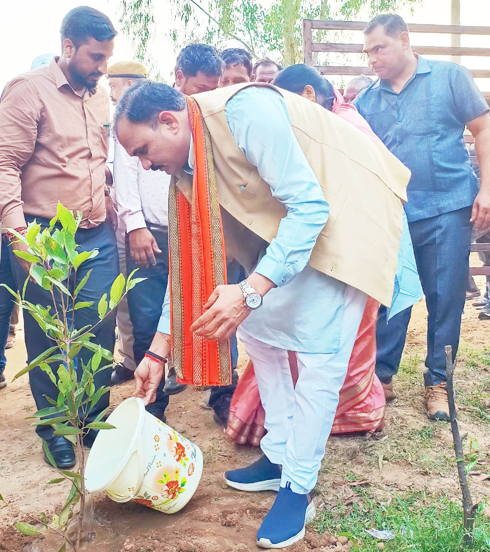 स्वच्छता समृद्धि और स्वस्थ जीवन की कुंजी-श्याम बिहारी स्वच्छता समृद्धि और स्वस्थ जीवन की कुंजी-श्याम बिहारी