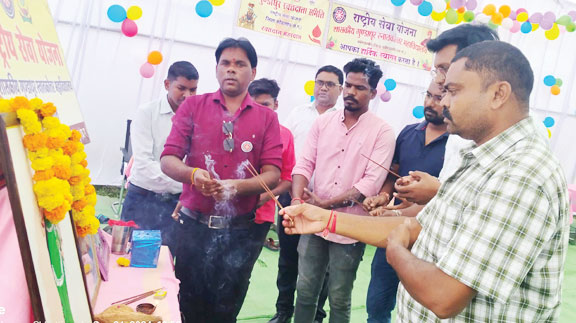 गुण्डाधुर महाविद्यालय के प्राचार्य ने किया मंच देने से इंकार गुण्डाधुर महाविद्यालय के प्राचार्य ने किया मंच देने से इंकार