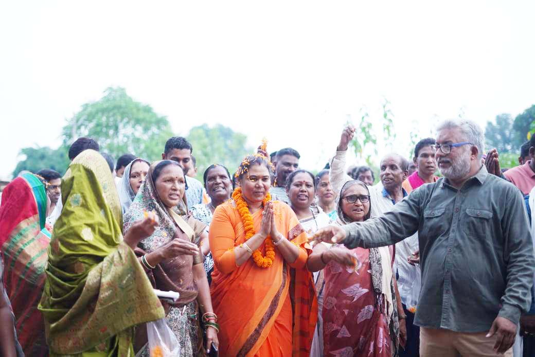 सदस्यता महाअभियान में शामिल हुईं गोमती सदस्यता महाअभियान में शामिल हुईं गोमती