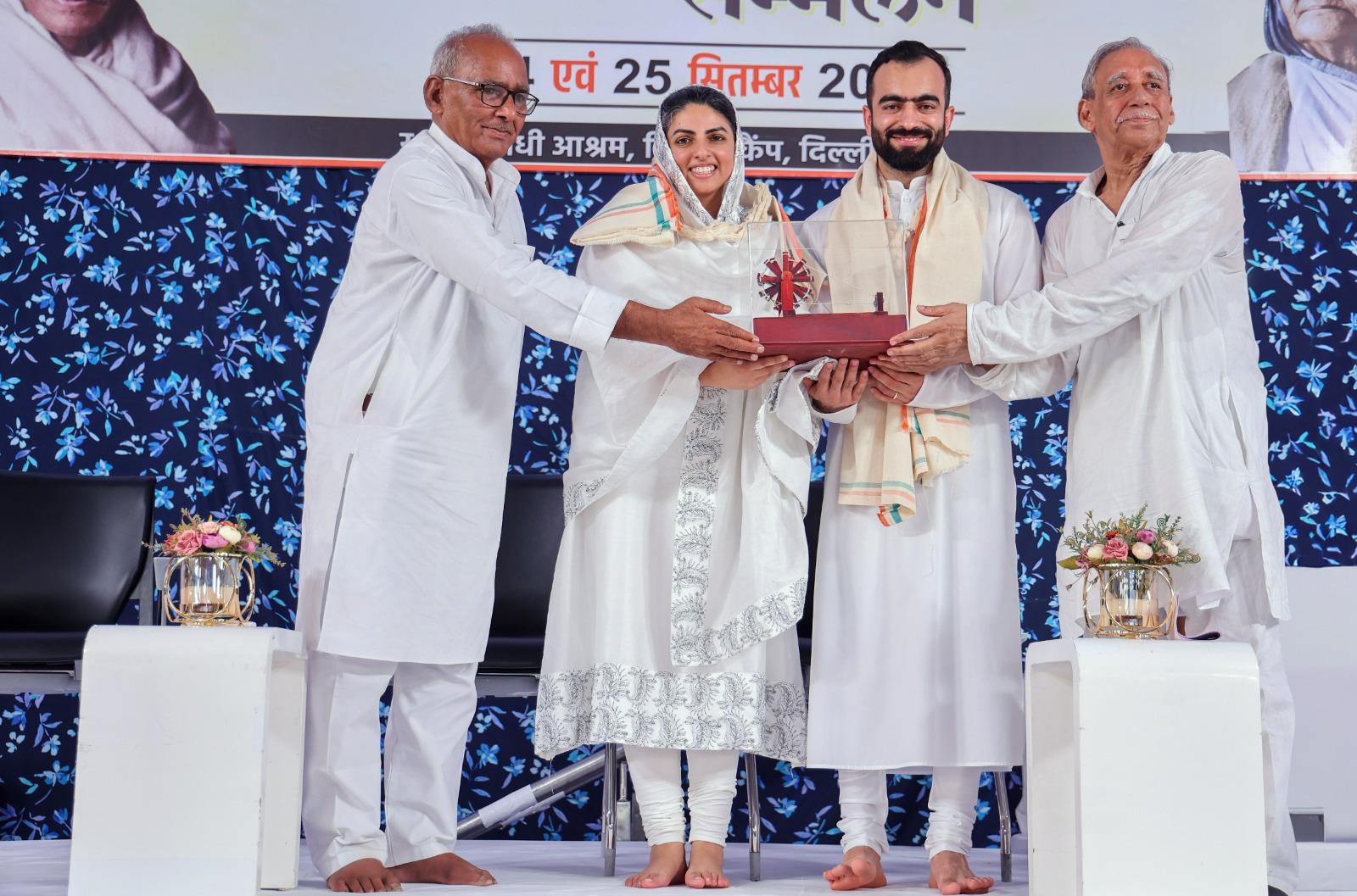 हरिजन सेवक संघ के स्थापना दिवस पर सदभावना सम्मेलन हरिजन सेवक संघ के स्थापना दिवस पर सदभावना सम्मेलन