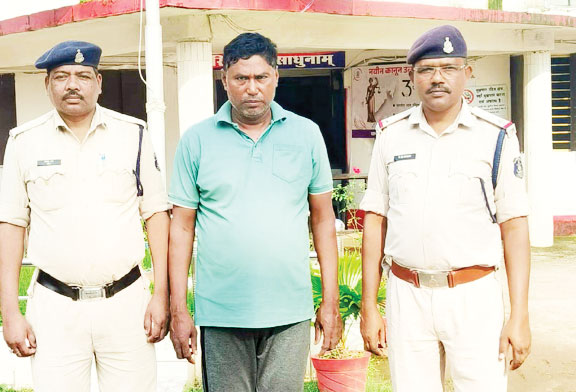 रिटायर्ड शिक्षक से 11 लाख की ठगी, आरोपी ओडिशा से बंदी