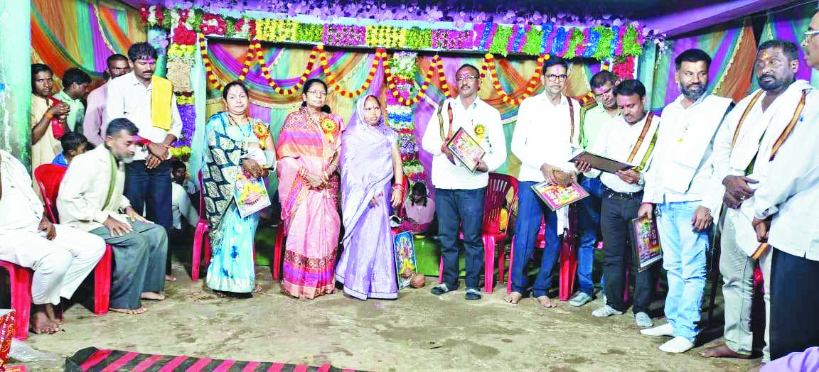 भगवान राम हमारे आराध्य-अंबिका