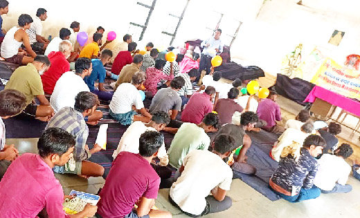 अंडर ट्रायल रिव्यू कमेटी ने किया जेल का निरीक्षण अंडर ट्रायल रिव्यू कमेटी ने किया जेल का निरीक्षण