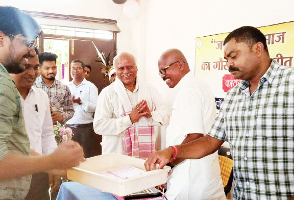 जनजातीय समुदाय और परंपराओं को समर्पित कार्यक्रम जनजातीय समुदाय और परंपराओं को समर्पित कार्यक्रम