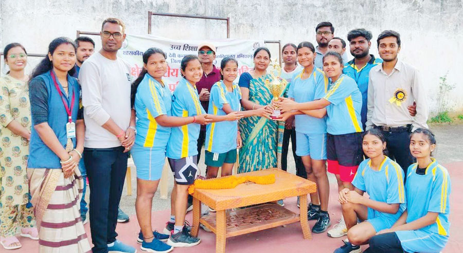 परिक्षेत्र स्तरीय महिला बास्केटबॉल में के.आर कॉलेज विजेता परिक्षेत्र स्तरीय महिला बास्केटबॉल में के.आर कॉलेज विजेता