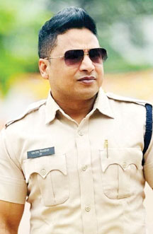 एसपी ने आरक्षक समीनुल हसन को किया बर्खास्त एसपी ने आरक्षक समीनुल हसन को किया बर्खास्त
