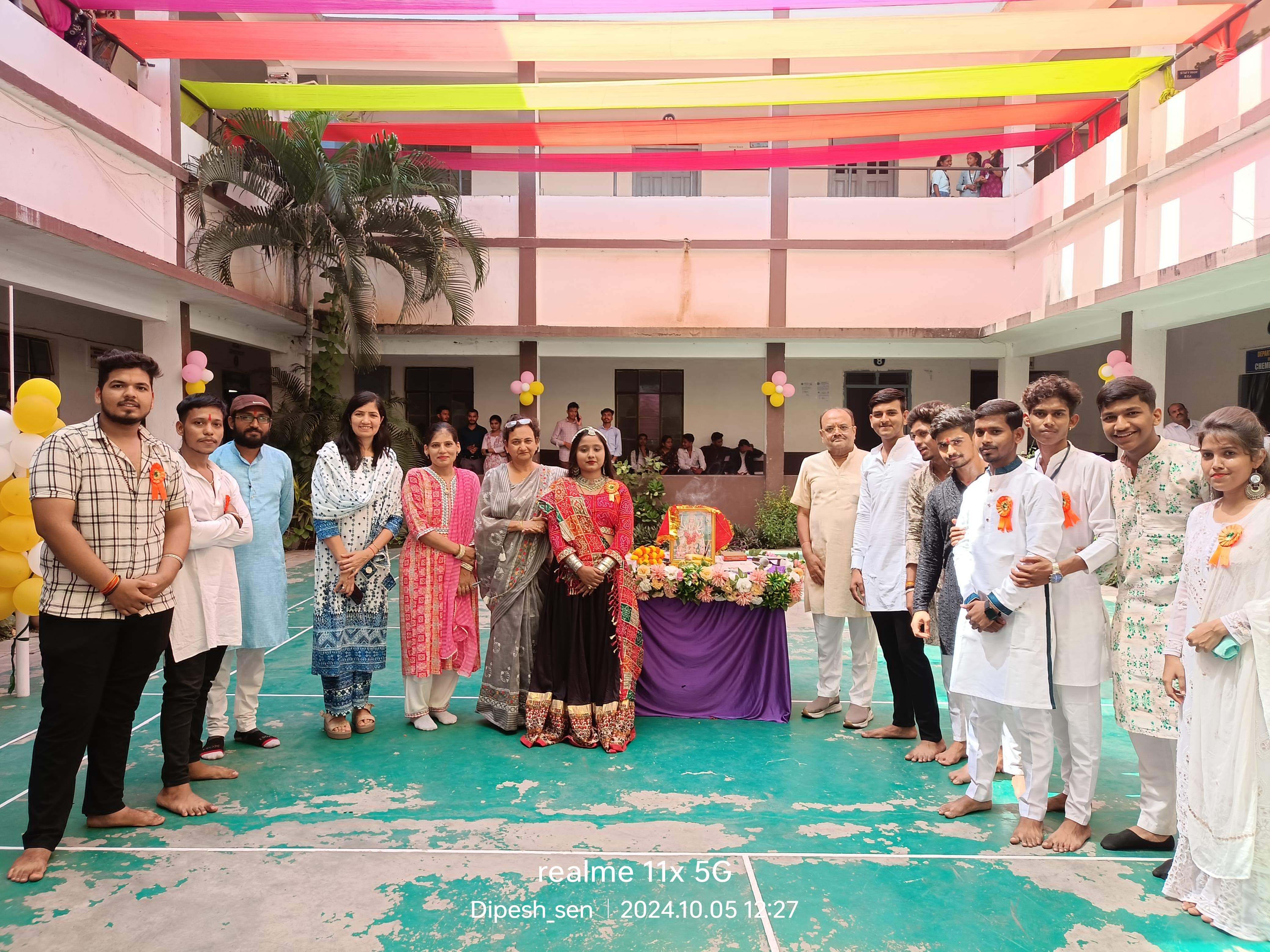 छात्र दृष्टि संघ परिवार ने मनाया नवरात्रि उत्सव छात्र दृष्टि संघ परिवार ने मनाया नवरात्रि उत्सव