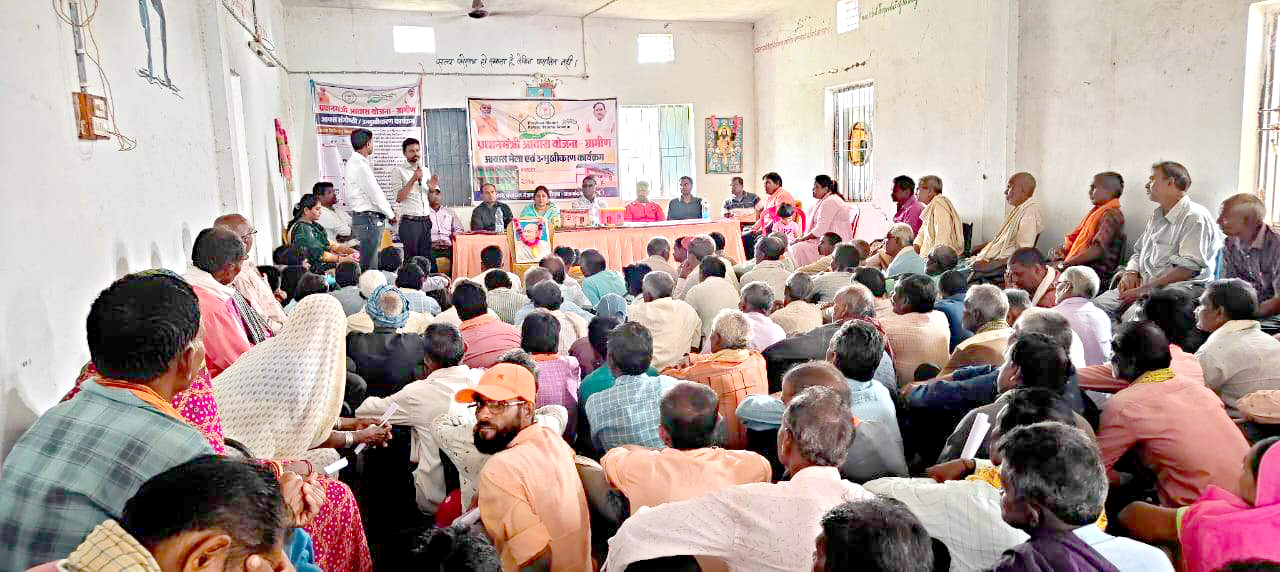 घुमका में आवास मेला एवं उन्मुखीकरण कार्यक्रम का आयोजन घुमका में आवास मेला एवं उन्मुखीकरण कार्यक्रम का आयोजन