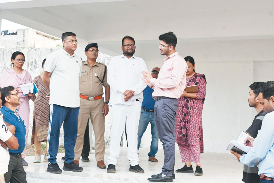 कलेक्टर-एसपी ने गुरुदर्शन मेले की तैयारी का लिया जायजा कलेक्टर-एसपी ने गुरुदर्शन मेले की तैयारी का लिया जायजा